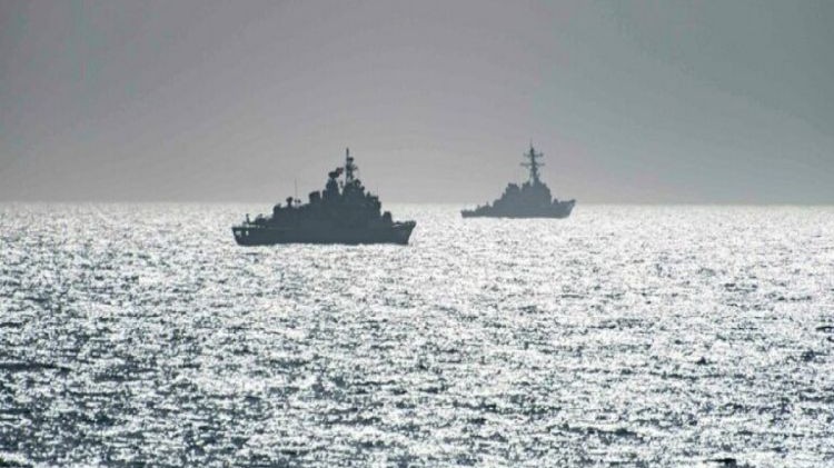 sepah-korfezde-neft-tankerini-ele-kecirdinbspnbsp-1745889035