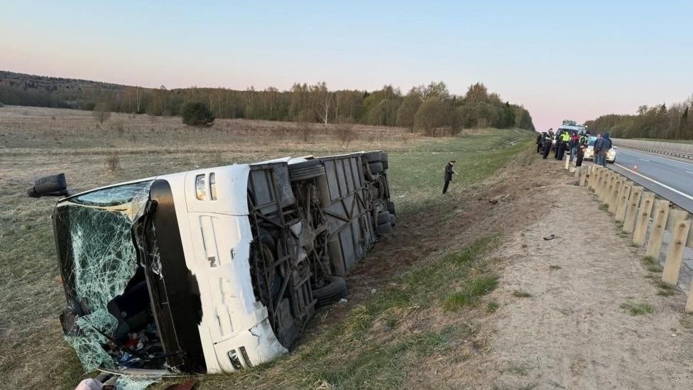rusiyada-avtobus-asib-35-nefer-xesaret-alibnbspnbsp-1746140758