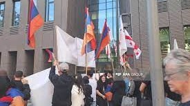 gurcustanin-ermenistandaki-sefirliyi-qarsisinda-etiraz-aksiyasi-kecirilirnbspnbsp-1747954393